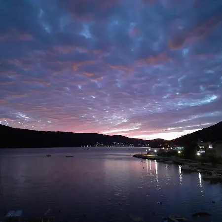 Sea View Apartment Sunrise Poljica & Blue Lagoon Rent A Boat Exterior photo