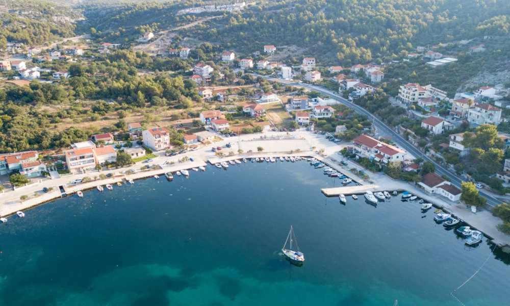 Apartment Sea View Sunrise Poljica & Blue Lagoon Rent A Boat