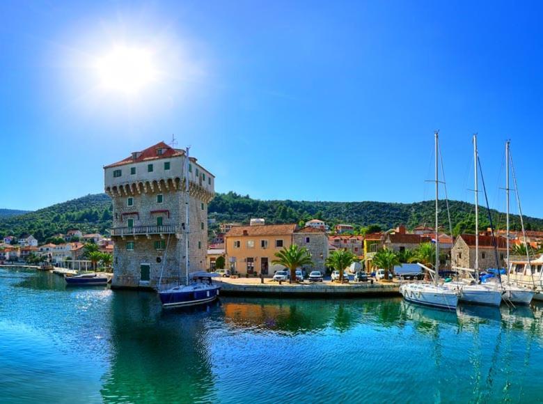 Sea View Sunrise Poljica & Blue Lagoon Rent A Boat Apartment *